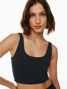 NWOT Aritzia Black Contour Scoopneck Tank